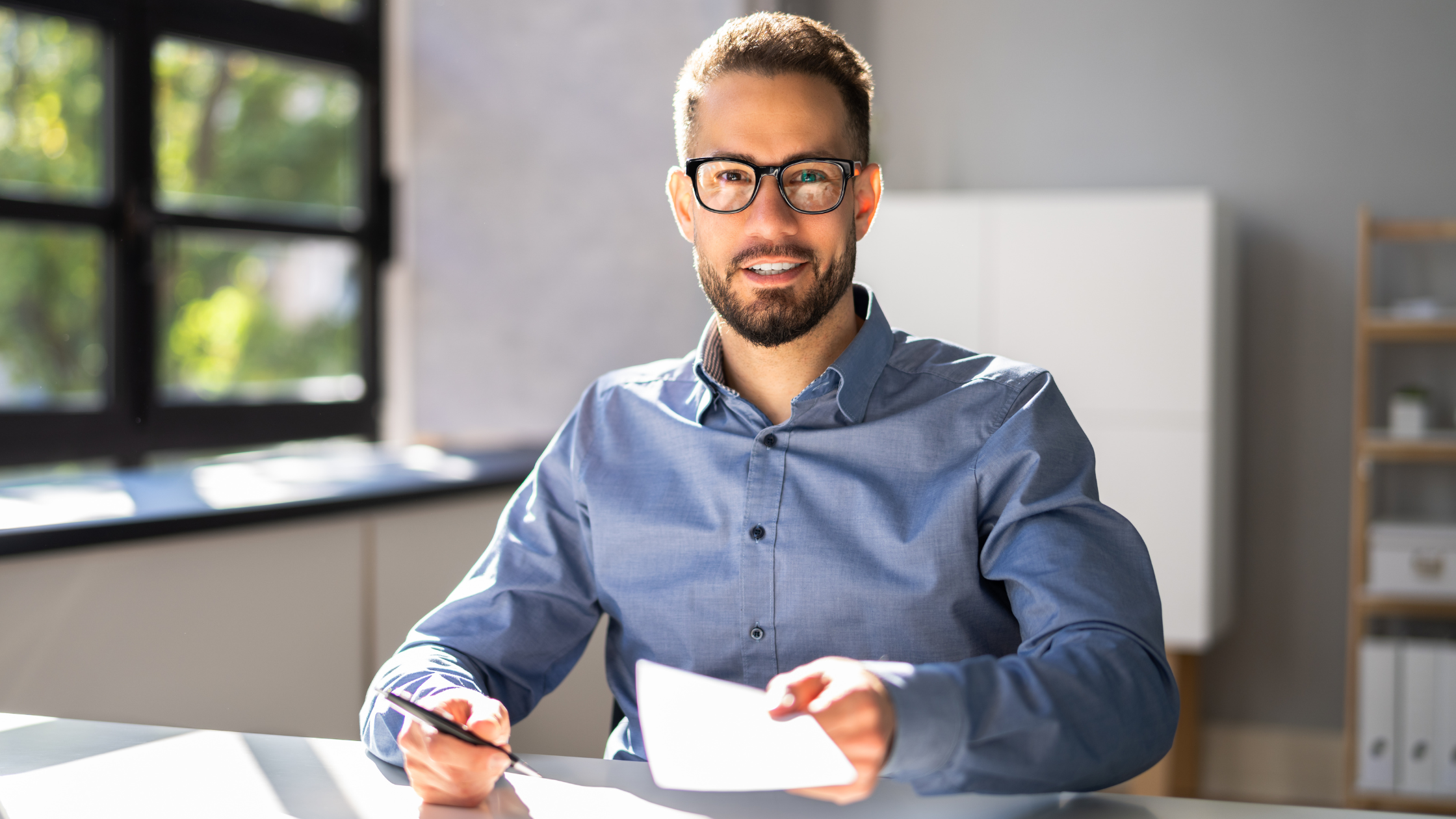 The Role of a Finance Broker (And Why It Helps You Save)