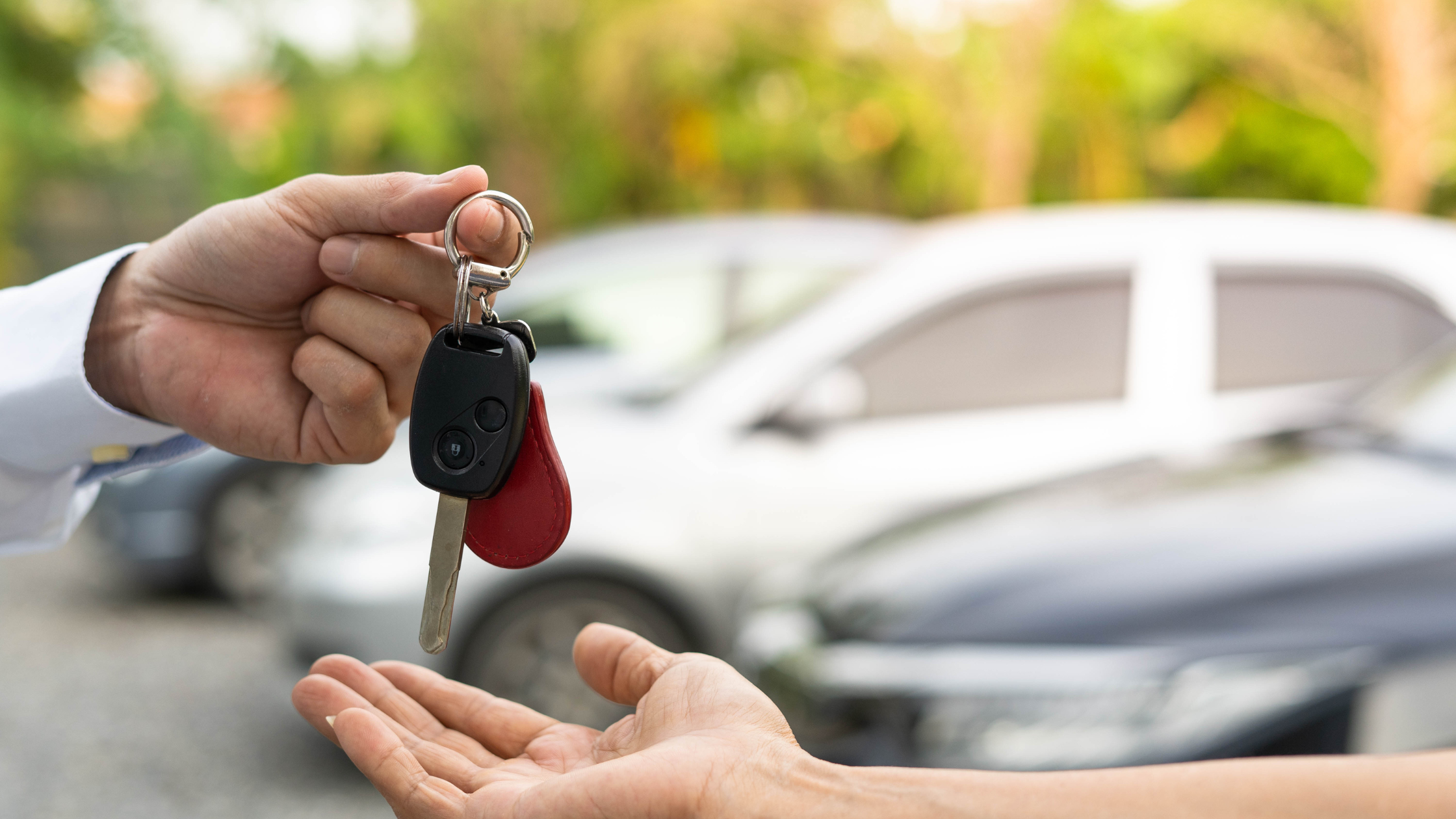 First-Time Car Buyer’s Guide to Loans: How Young Drivers or New Borrowers Can Secure Their First Car Loan and Build Credit
